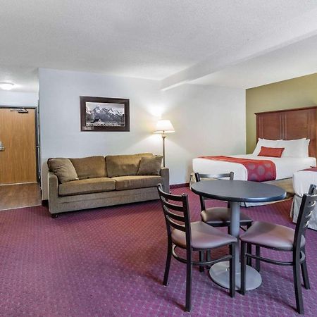 Baymont By Wyndham Bozeman Motel Bagian luar foto