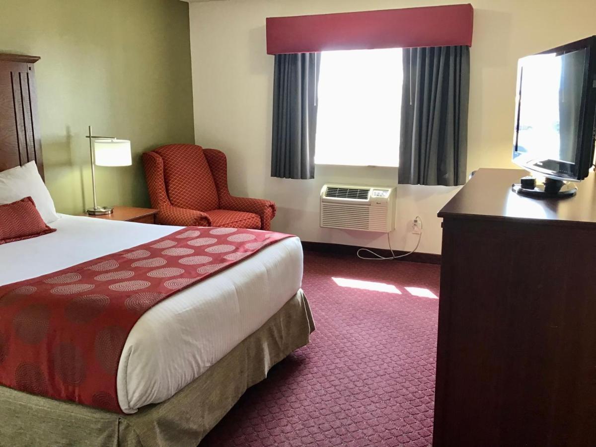 Baymont By Wyndham Bozeman Motel Bagian luar foto