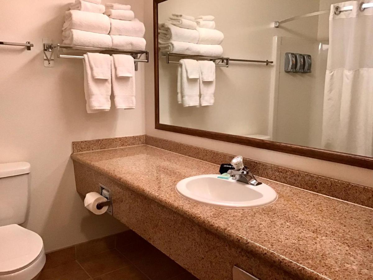 Baymont By Wyndham Bozeman Motel Bagian luar foto