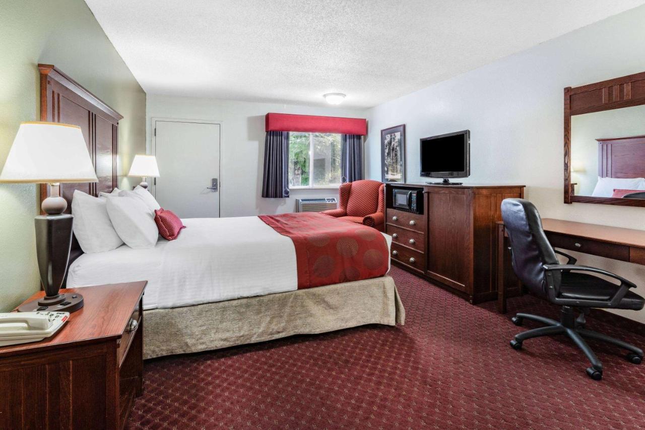 Baymont By Wyndham Bozeman Motel Bagian luar foto