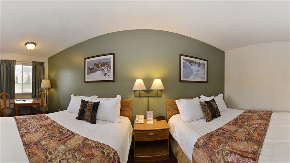 Baymont By Wyndham Bozeman Motel Bagian luar foto