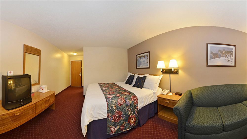 Baymont By Wyndham Bozeman Motel Bagian luar foto